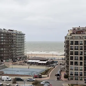 Met Frontaal Zeezicht Appartement Middelkerke